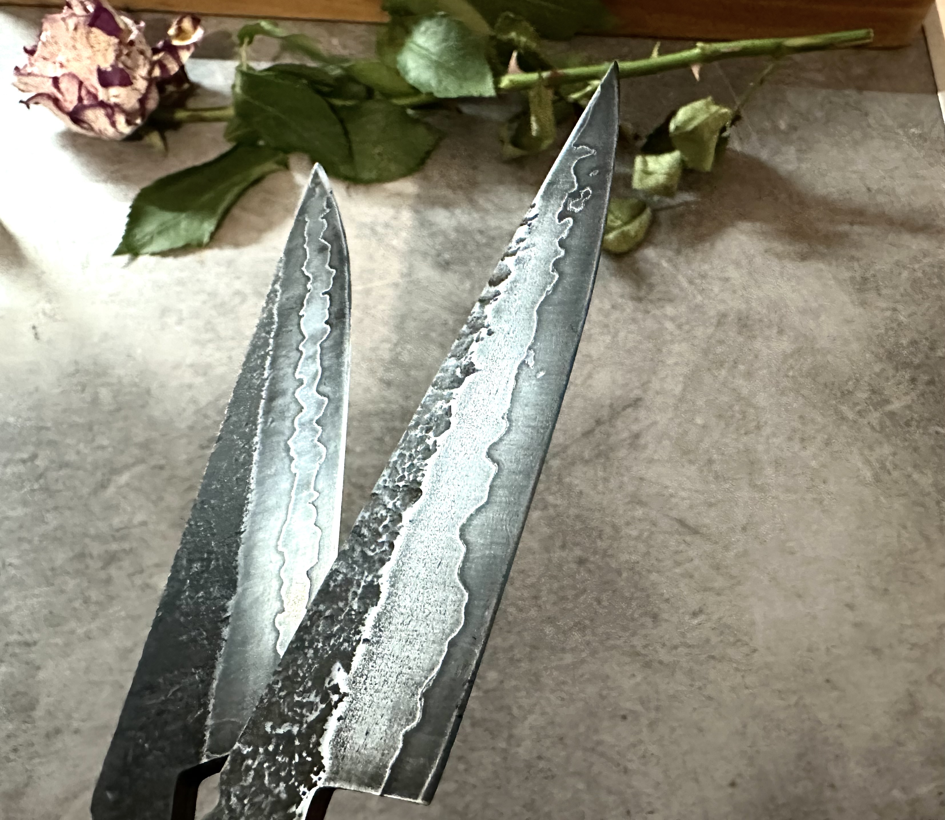 Détail d'atelier et de forge Carbone Stellaire