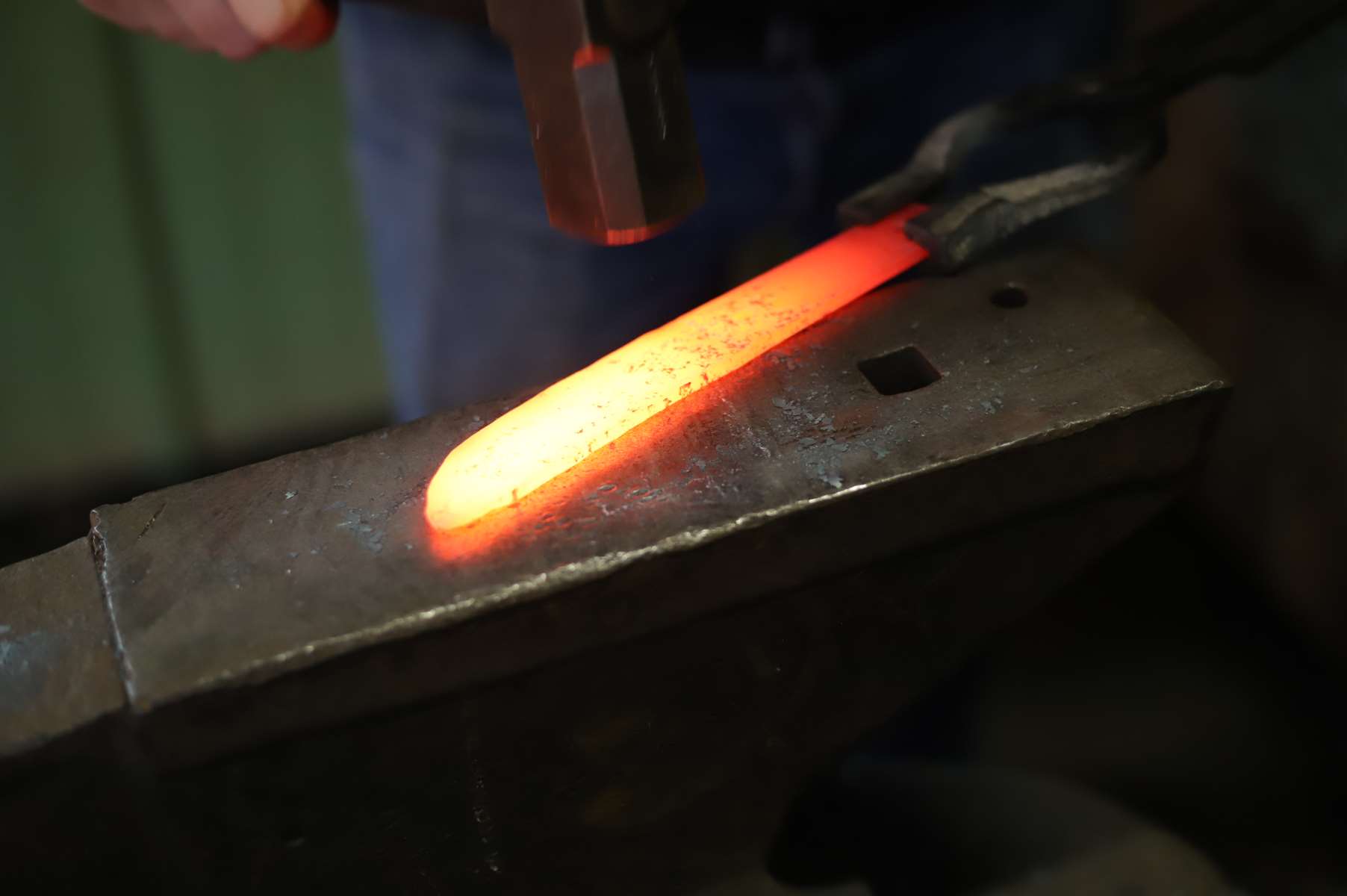 Détail d'atelier et de forge Carbone Stellaire